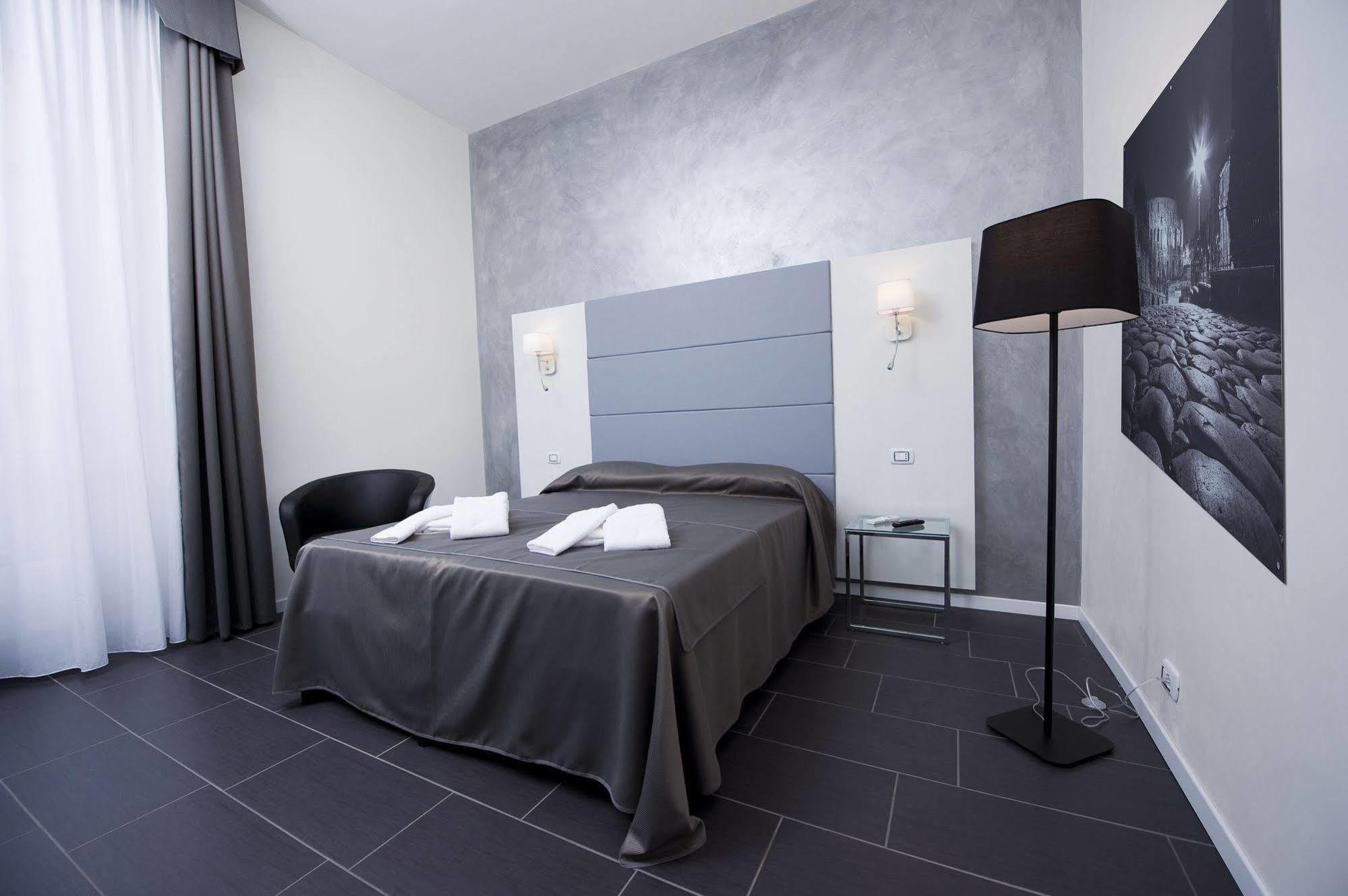Grey&White Hotel Róma Kültér fotó